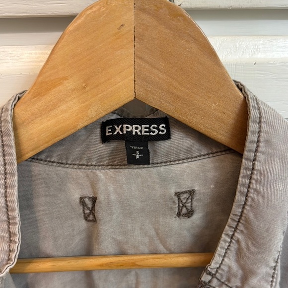 Express Gray Utility Jacket with Epaulettes and Elastic Waist. Size S. - Picture 2 of 8